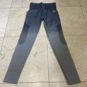 Gray Curves N Combatboots leggings